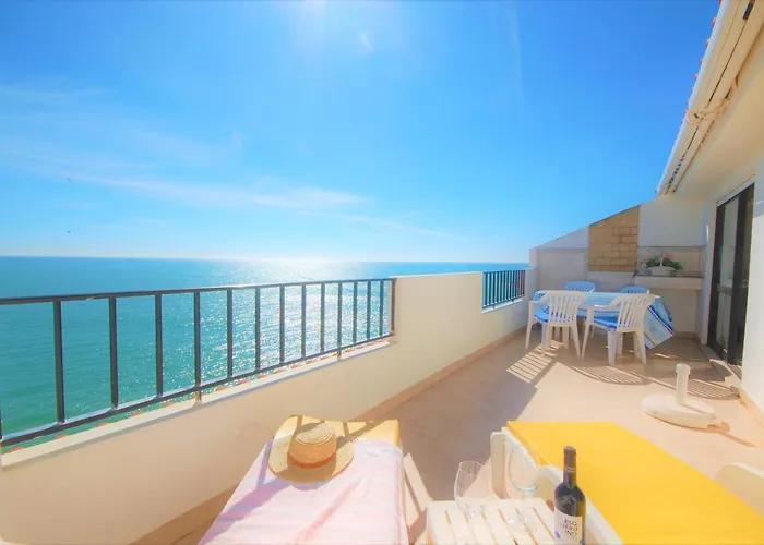 Jardins Do Mar - By Bedzy 阿尔布费拉